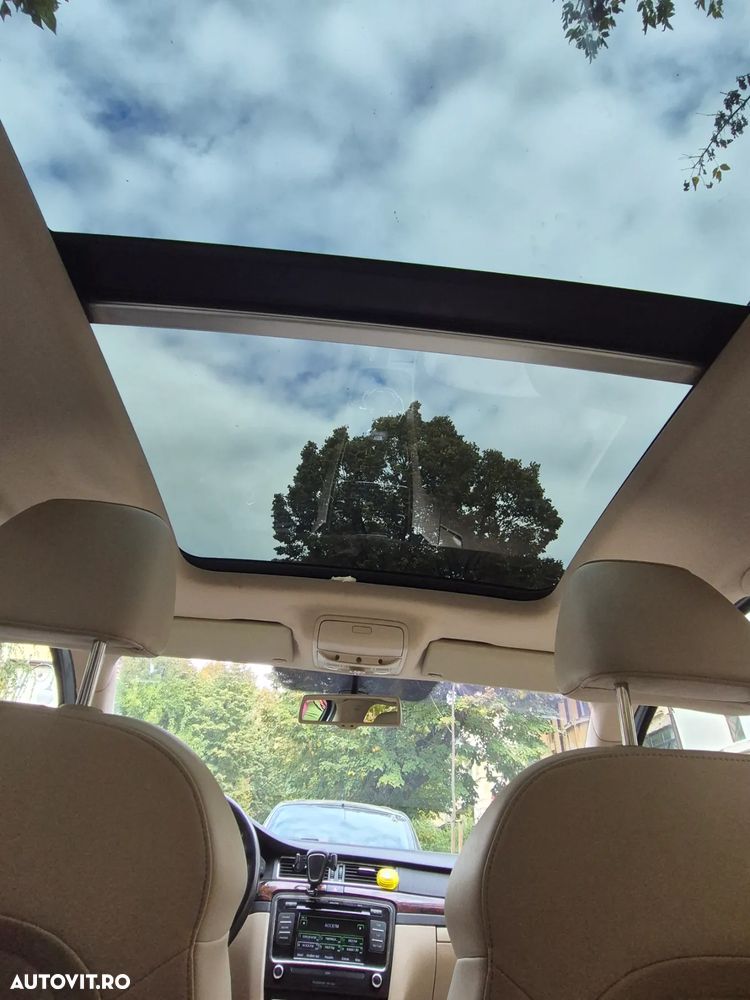 Skoda Superb Combi 2.0 TSI Elegance DSG - 8