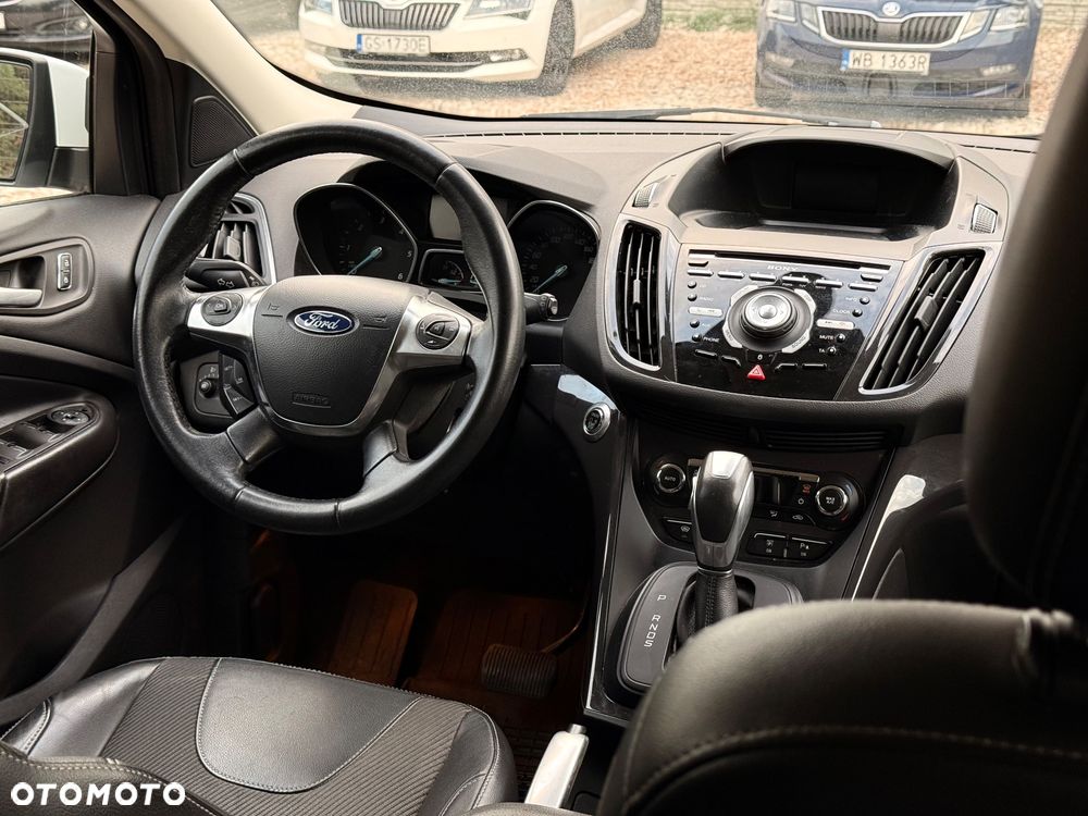 Ford Kuga - 21