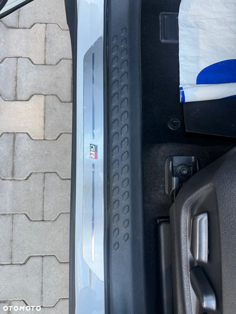 Toyota C-HR 1.8 Hybrid GPF GR Sport - 12