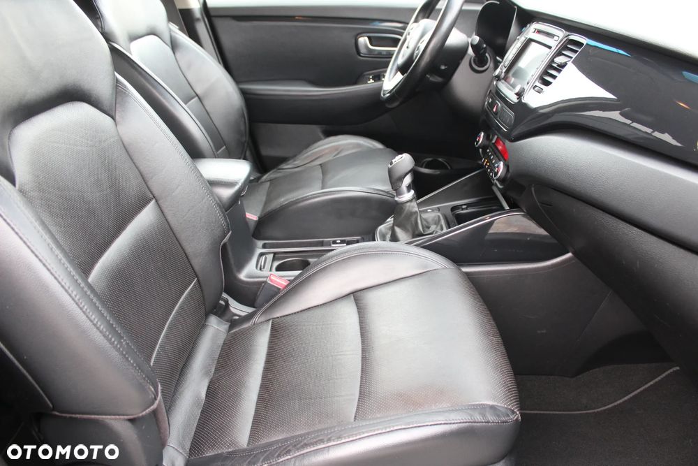 Kia Carens 1.6 GDI Edition 7 - 8