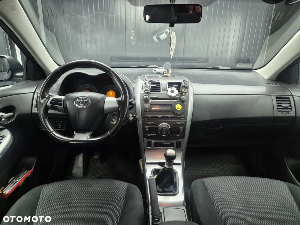 Toyota Corolla 1.6 2010 - 16