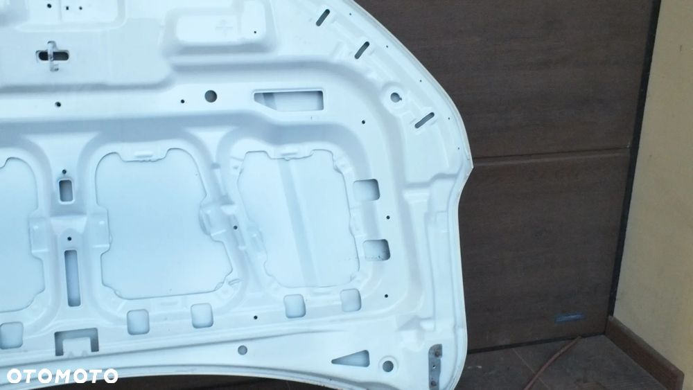 Maska silnika SSangYong Tivioli - 11