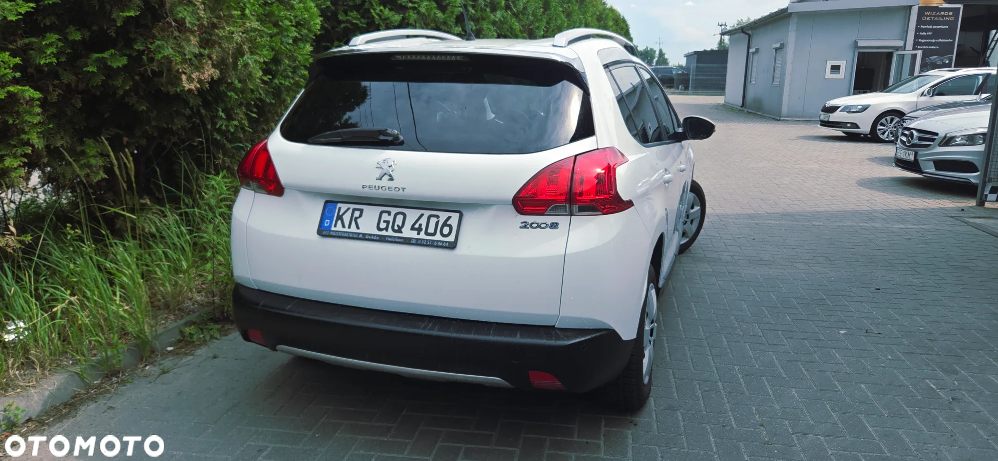 Peugeot 2008 PureTech 82 Allure - 12