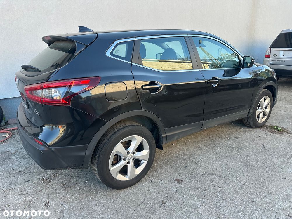 Nissan Qashqai - 12