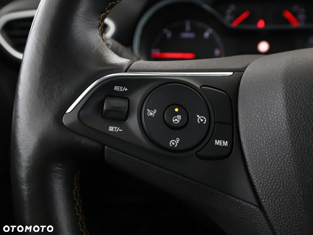 Opel Crossland X 1.6 Start/Stop Innovation - 31