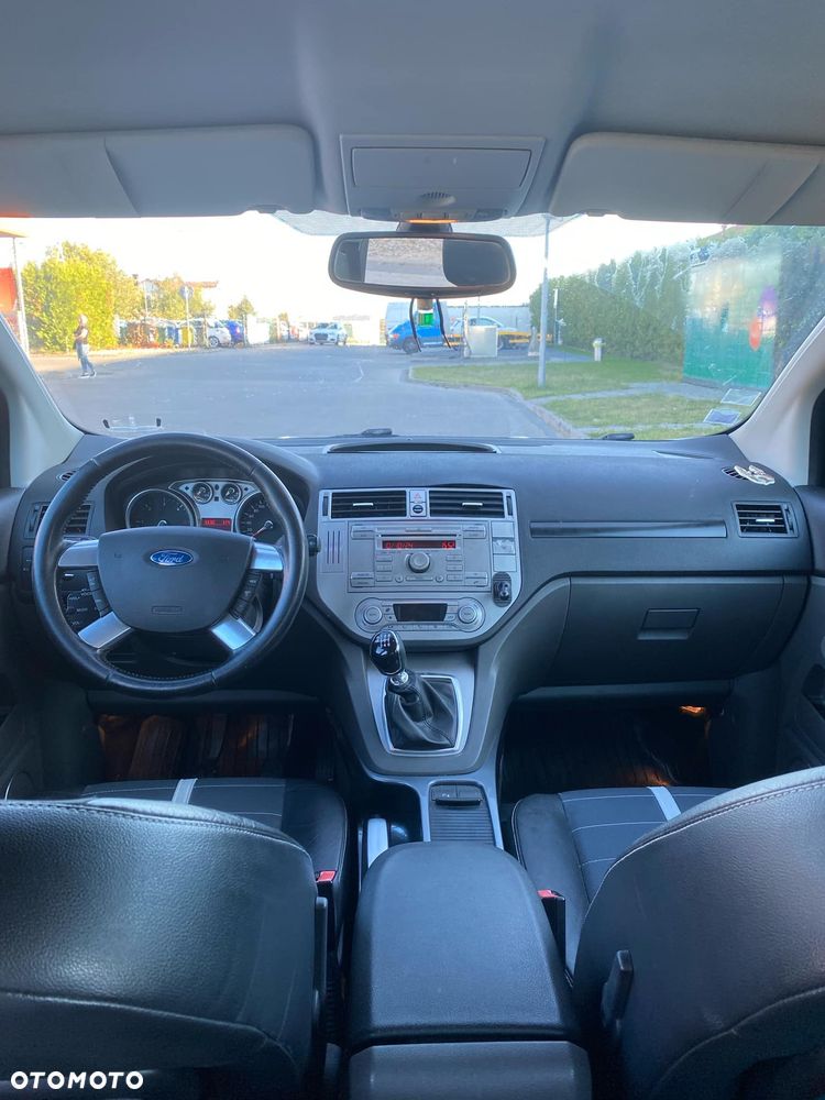 Ford Kuga 2.0 TDCi 2x4 Trend - 5