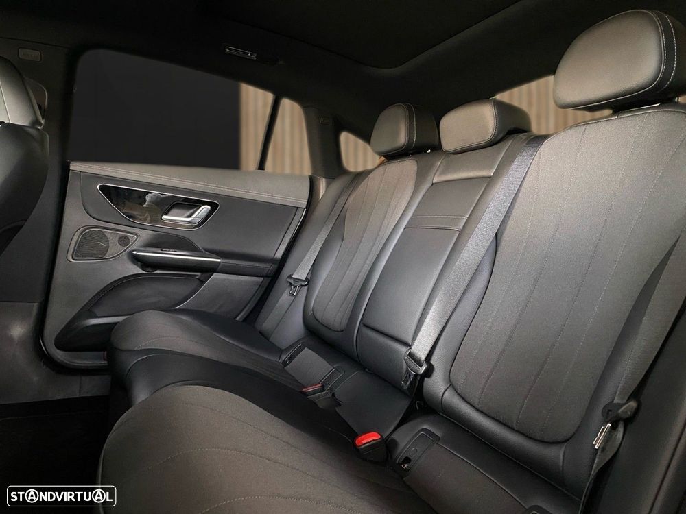 Mercedes-Benz EQE - 8