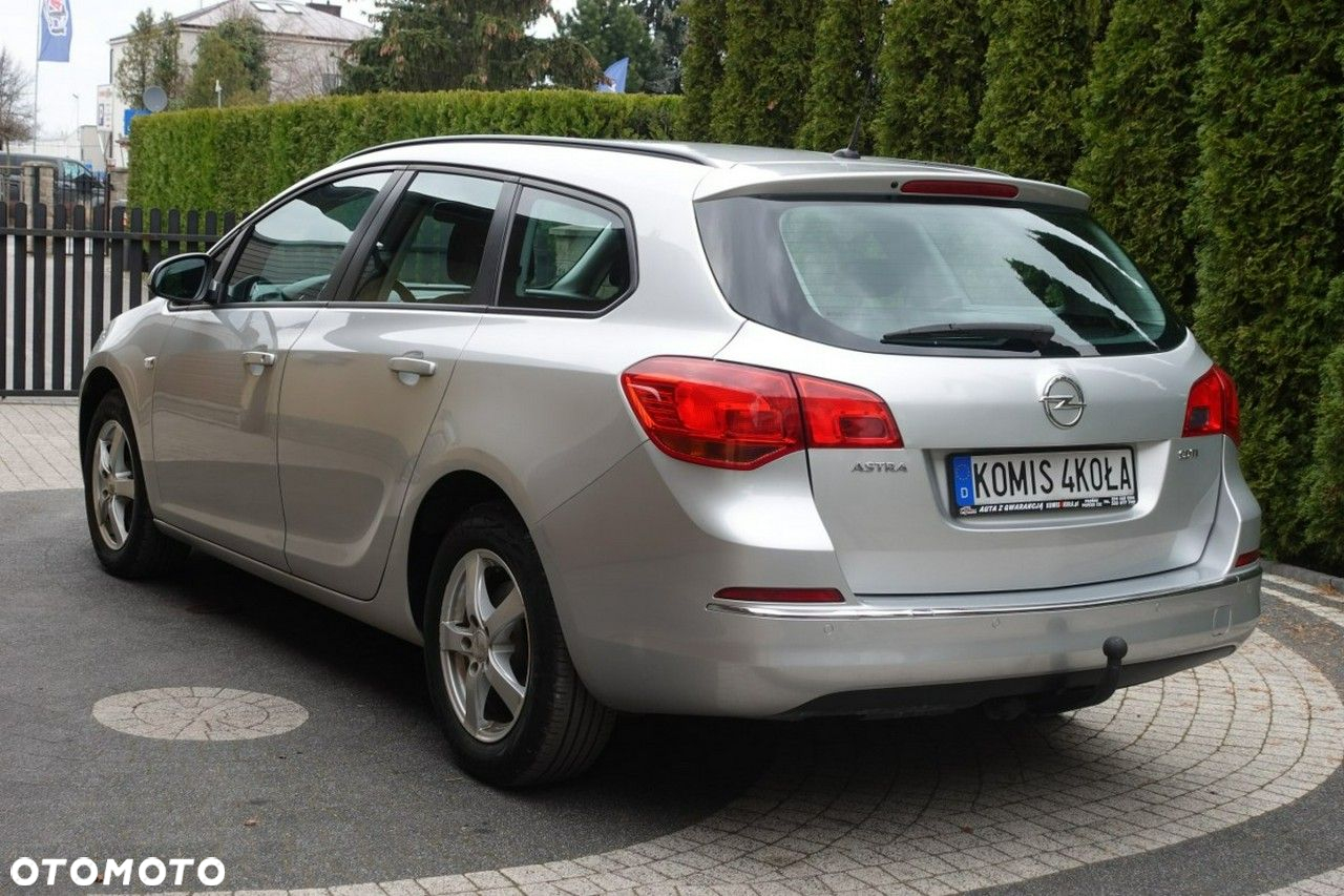 Opel Astra - 4