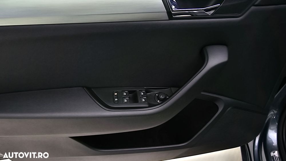 Skoda Superb 2.0 TDI DSG Ambition - 11