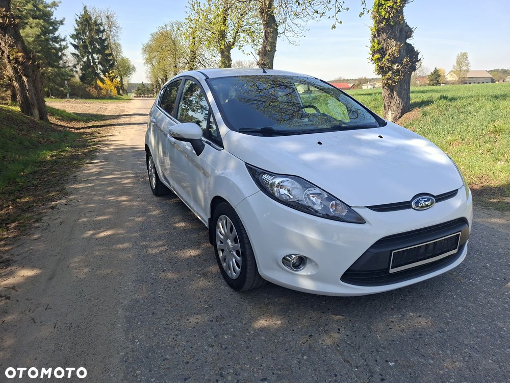 Ford Fiesta 1.6 Titanium - 2