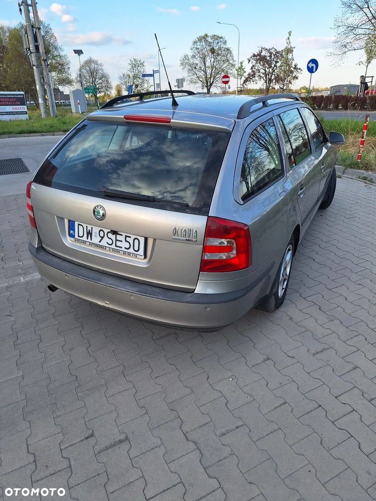 Skoda Octavia 1.6 Classic - 3