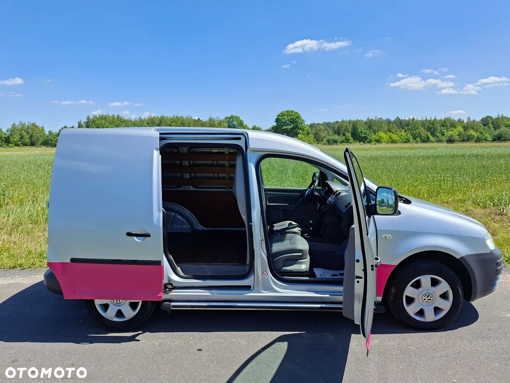 Volkswagen Caddy - 4