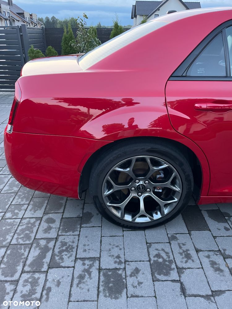 Chrysler 300s - 23