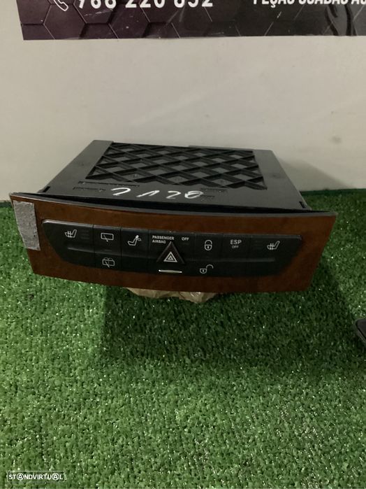 Rádio Mercedes W211 - 1