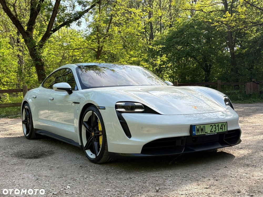 Porsche Taycan - 1