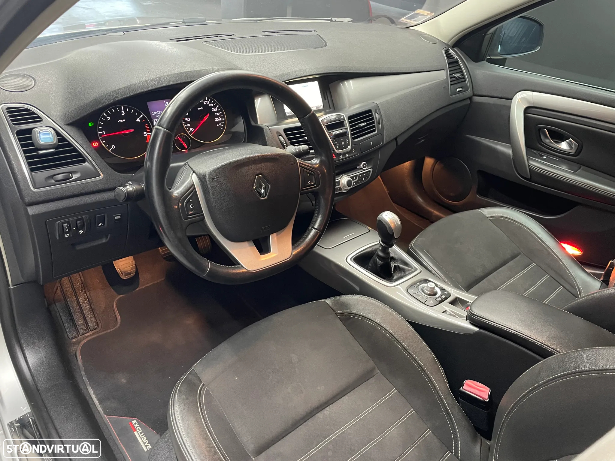 Renault Laguna Break dCi 110 FAP Dynamique - 4