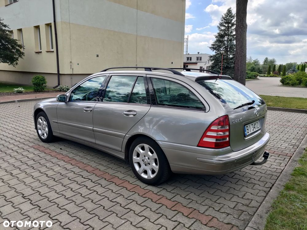 Mercedes-Benz Klasa C 220 T CDI Elegance - 8