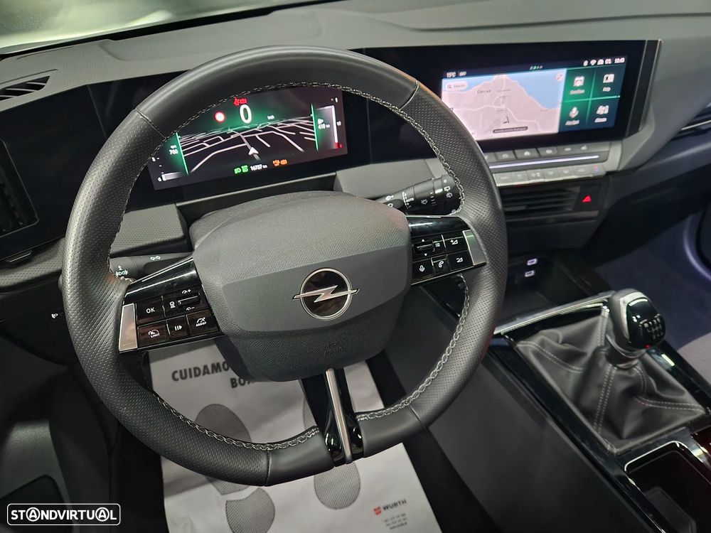 Opel Astra Sports Tourer 1.2 T GS Line - 13