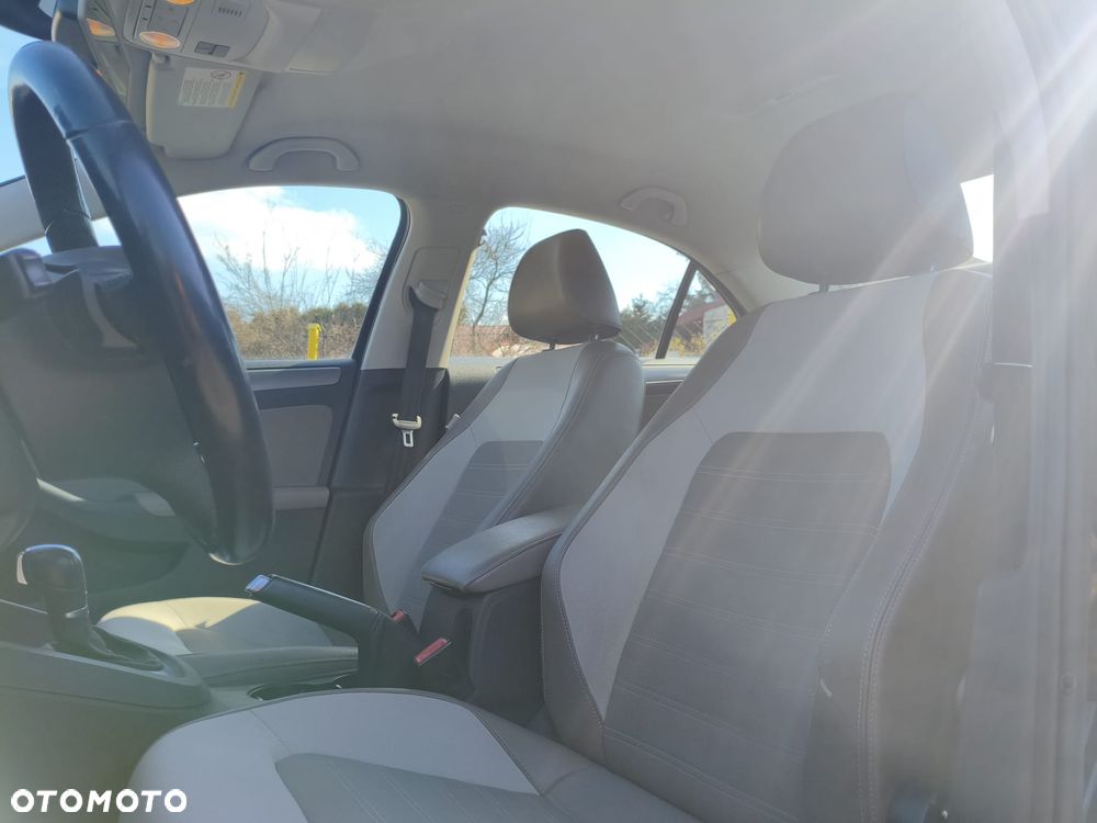 Volkswagen Jetta 1.4 TSI DSG Comfortline - 12
