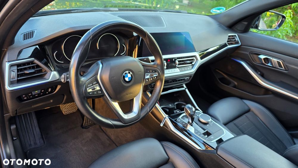 BMW Seria 3 320d - 9
