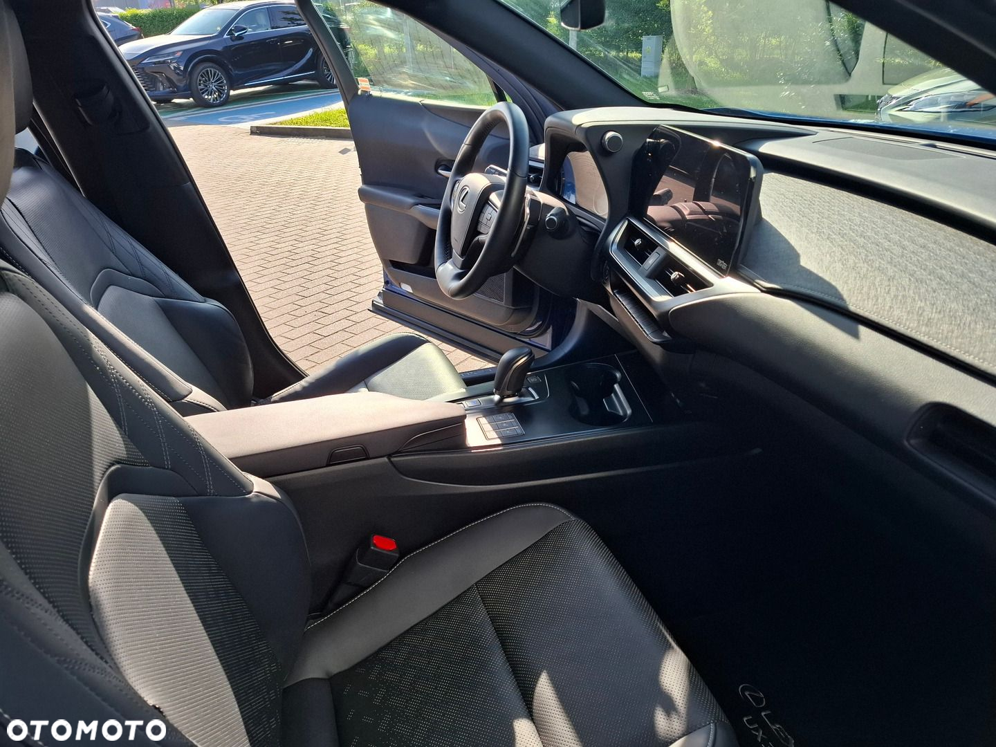 Lexus UX 300e 72.8 kWh Prestige 2WD - 19