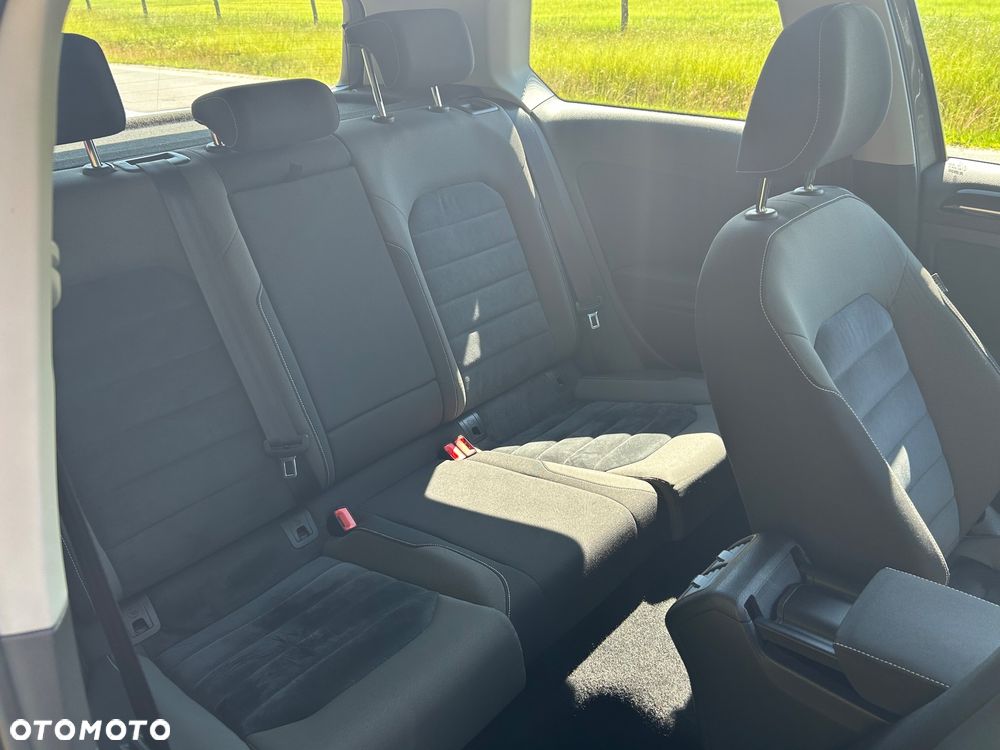 Volkswagen Golf 1.4 TSI BMT Highline - 14