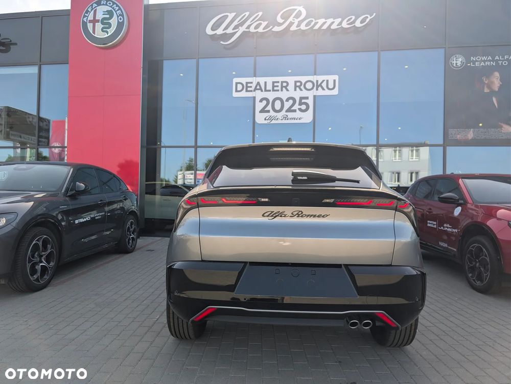 Alfa Romeo Junior 1.2 mHEV Sport Speciale eDCT - 5