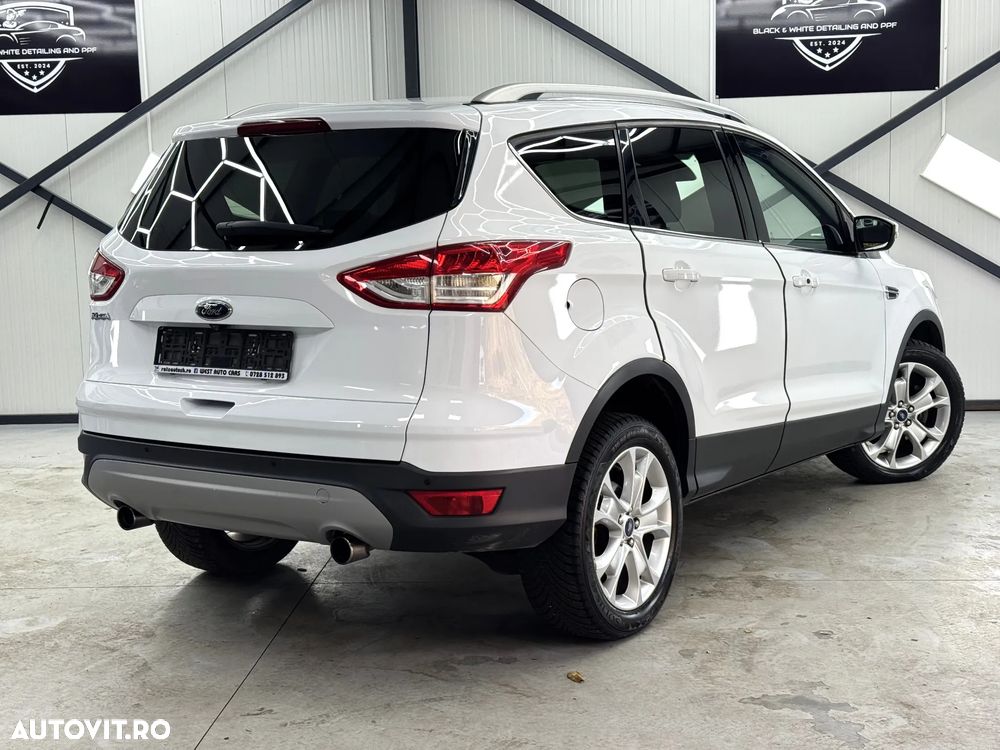 Ford Kuga 2.0 TDCi 4x4 Aut. Titanium - 13