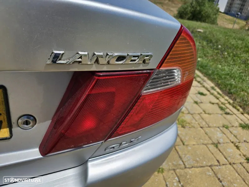 Mitsubishi Lancer 1.3 GLX - 26