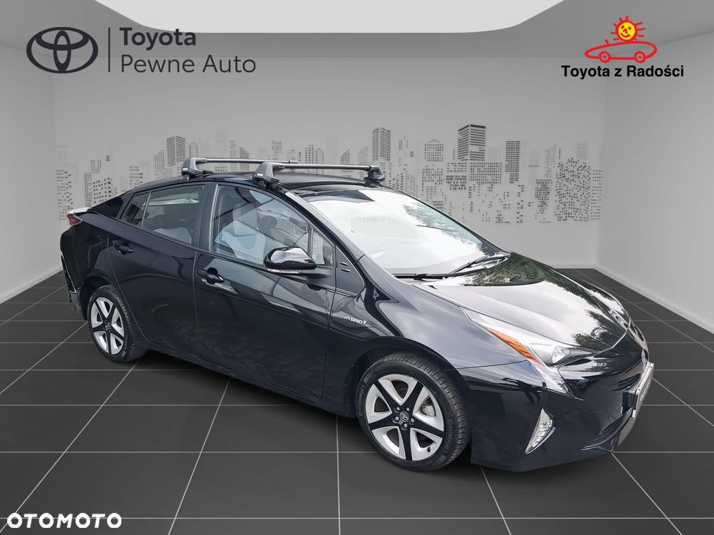 Toyota Prius - 4
