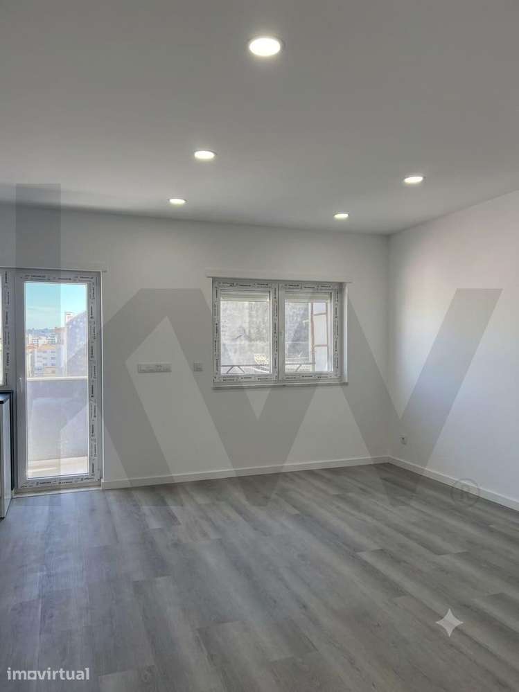 Apartamento T2 Totalmente remodelado | Baixa da Banheira – Moita - Grande imagem: 5/18