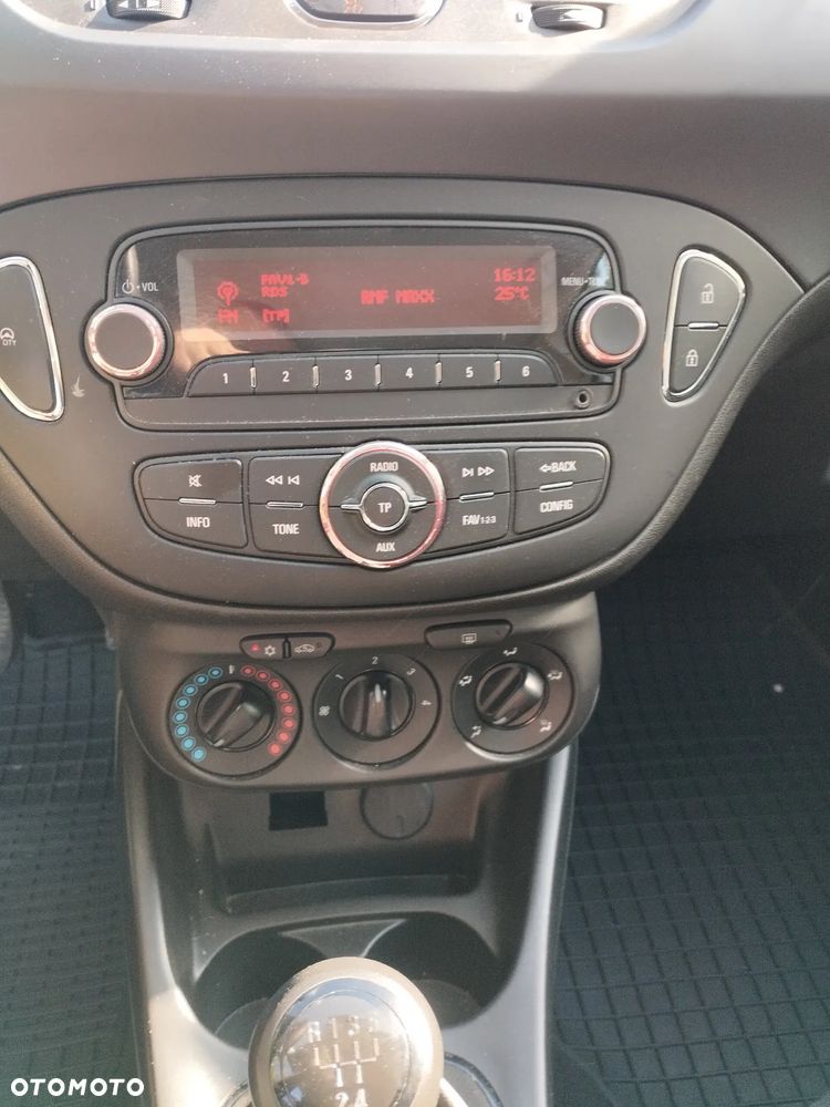 Opel Corsa 1.2 120 Jahre - 10