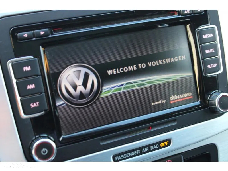 Volkswagen Passat CC 2.0 TSI DSG - 17
