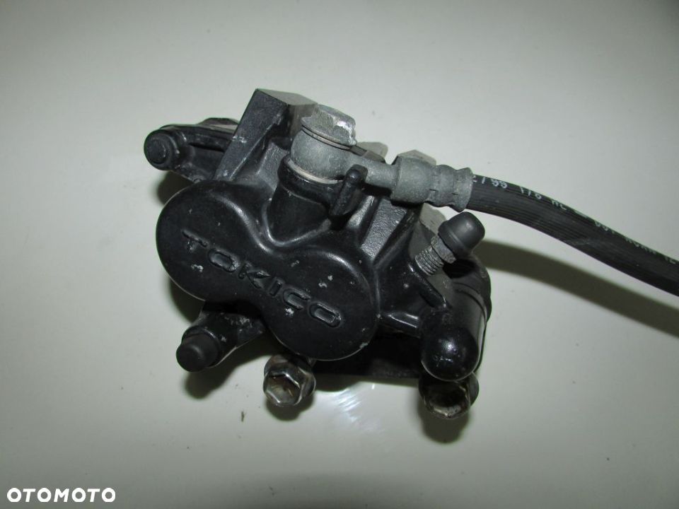 Suzuki VZ800 Marauder zacisk hamulca - 1