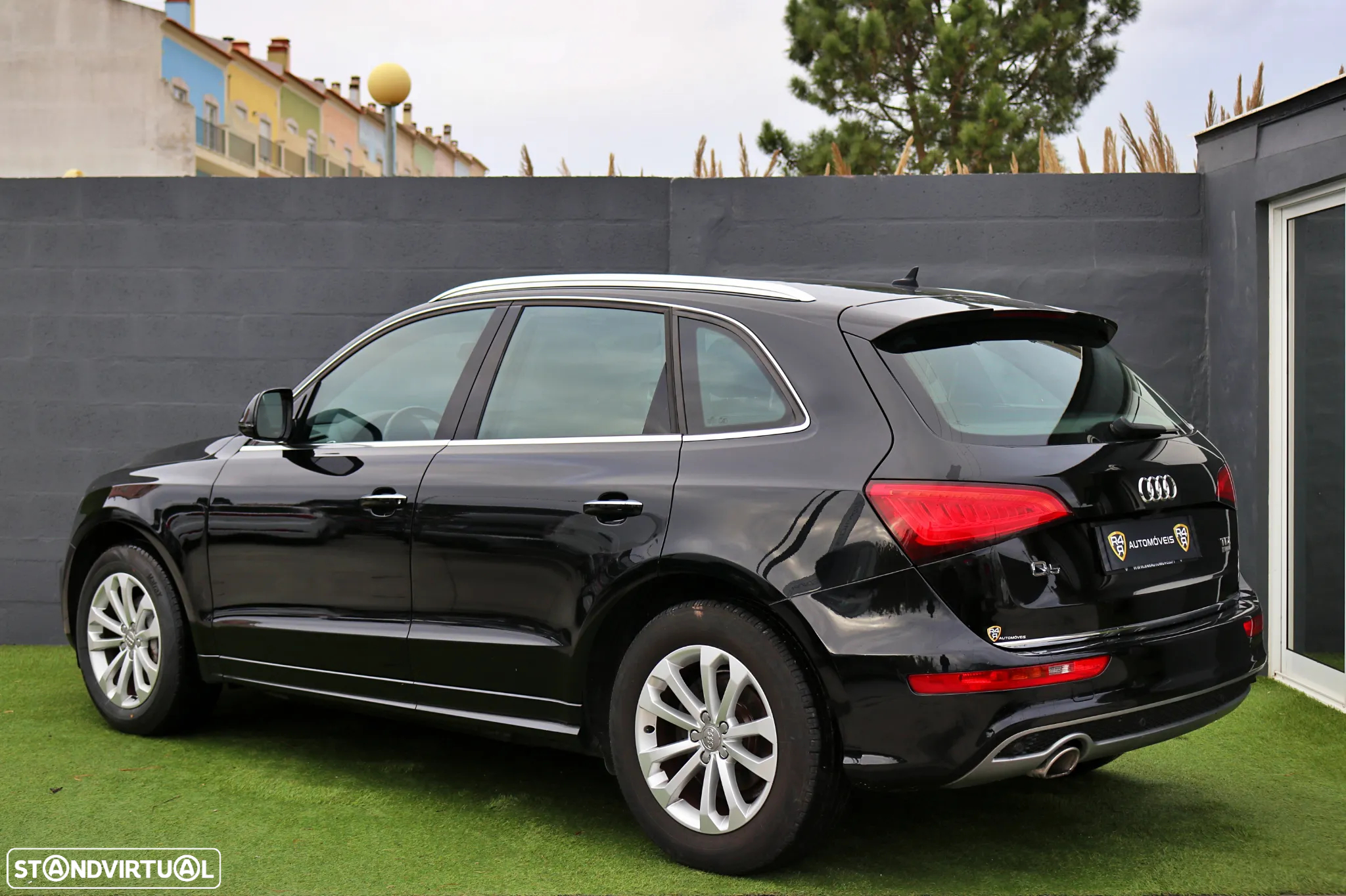 Audi Q5 2.0 TDi S-line - 9