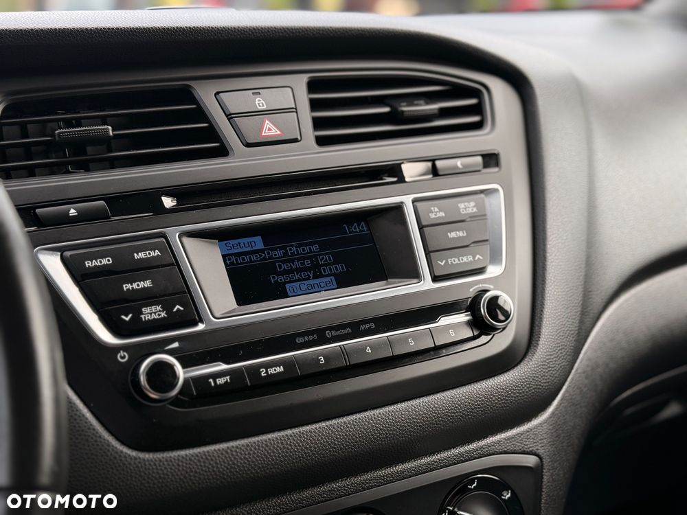 Hyundai i20 - 23