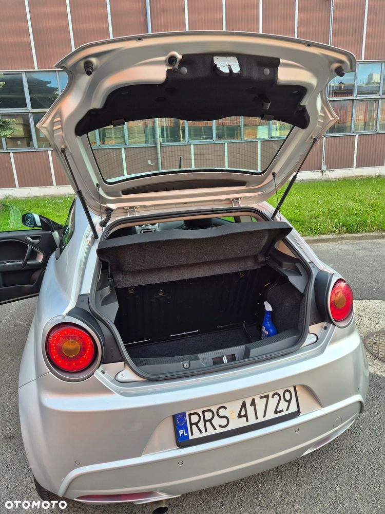 Alfa Romeo Mito - 8