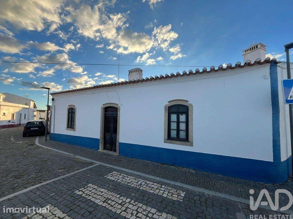 Casa / Villa T4 em Santa Clara-a-Nova e Gomes Aires de 326 m2 - Grande imagem: 3/28