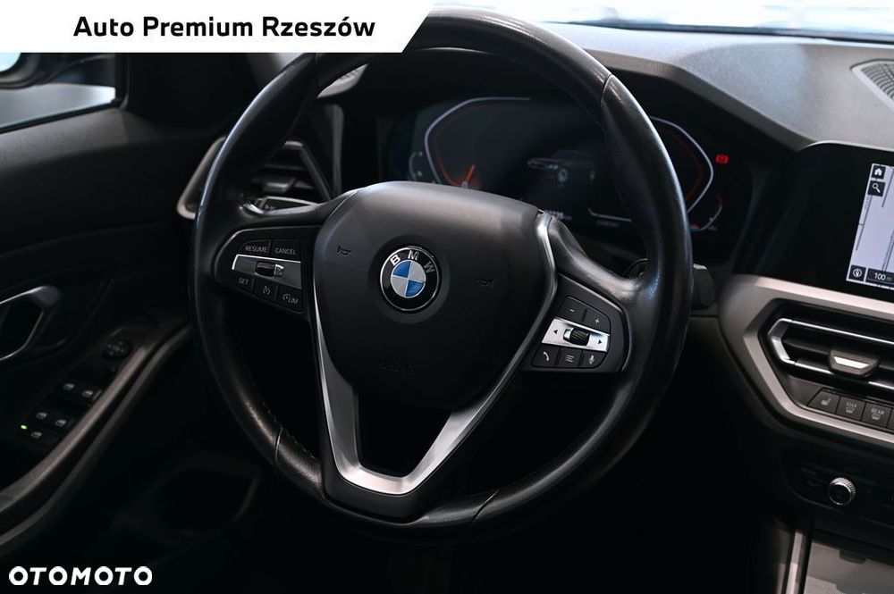 BMW Seria 3 318i Advantage - 15