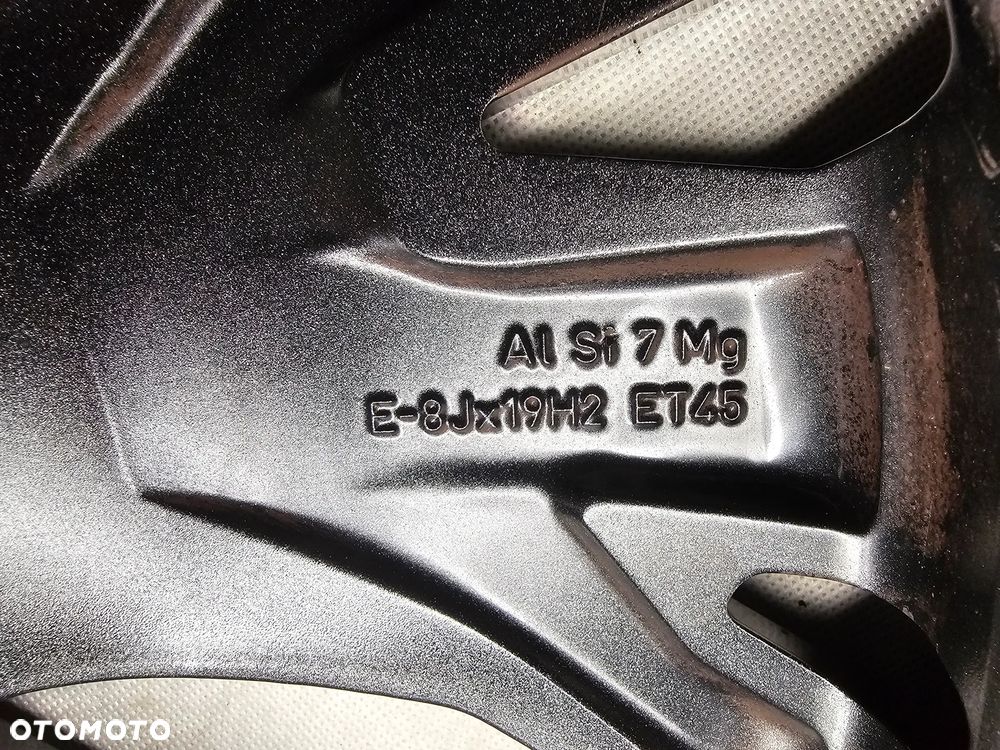 Felgi 19 AUDI Q4 E TRON 89A601025C 8x19 ET45 - 9
