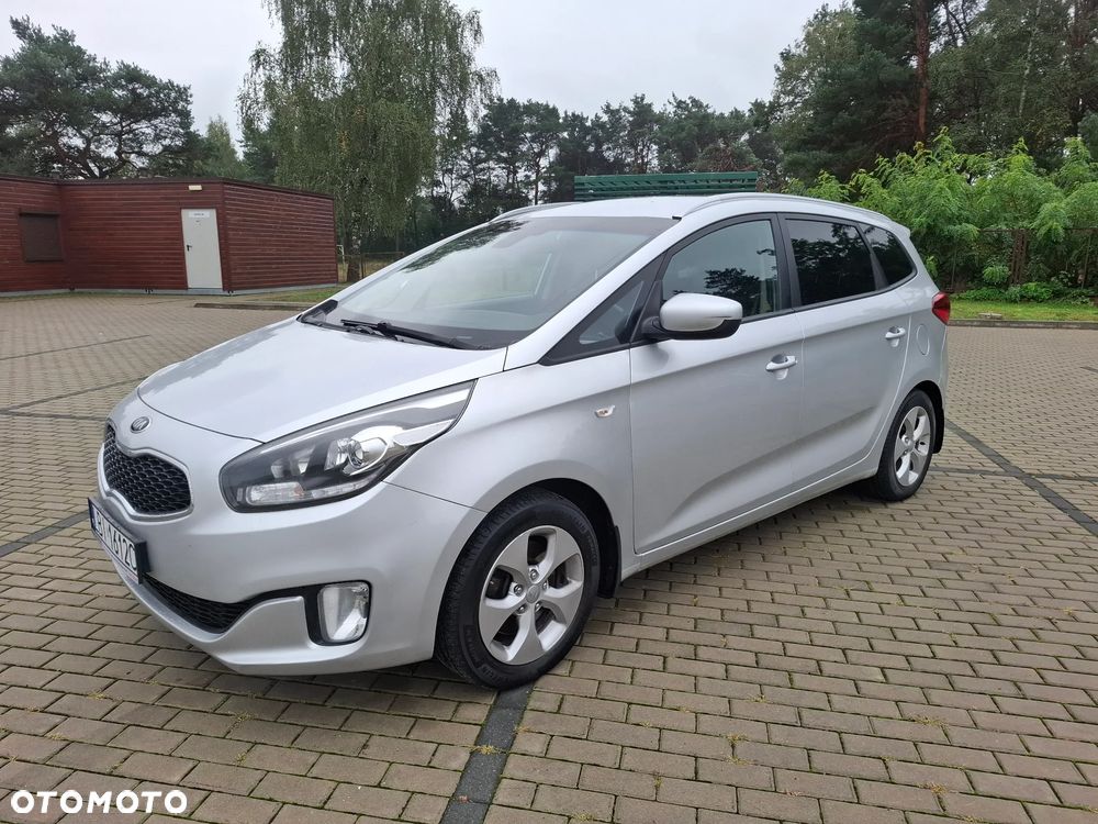 Kia Carens 1.6 CVVT Vision - 1