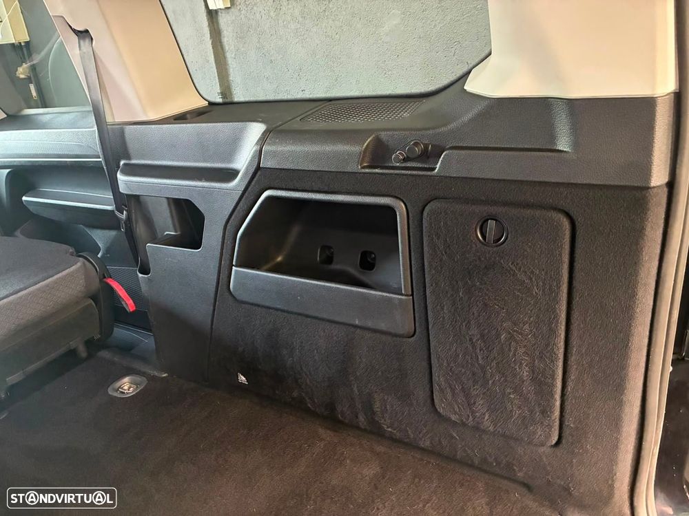 Ford Tourneo Connect Grand 2.0 TDCi Titanium Aut. - 38