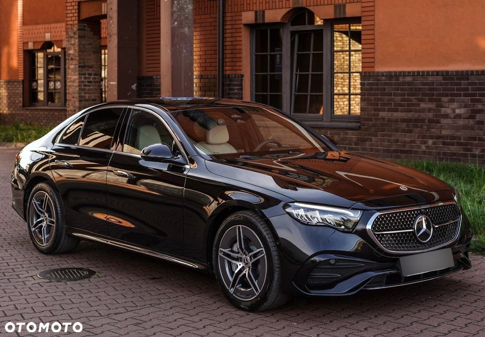 Mercedes-Benz Klasa E 220 d 4-Matic AMG - 8