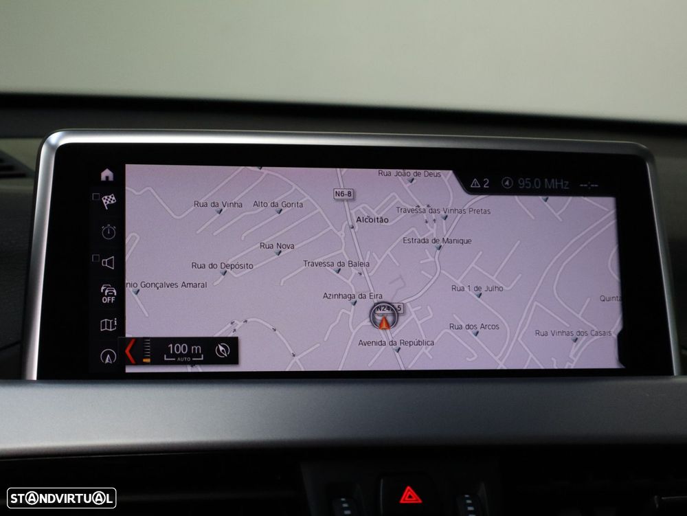 BMW X1 25 e xDrive - 12