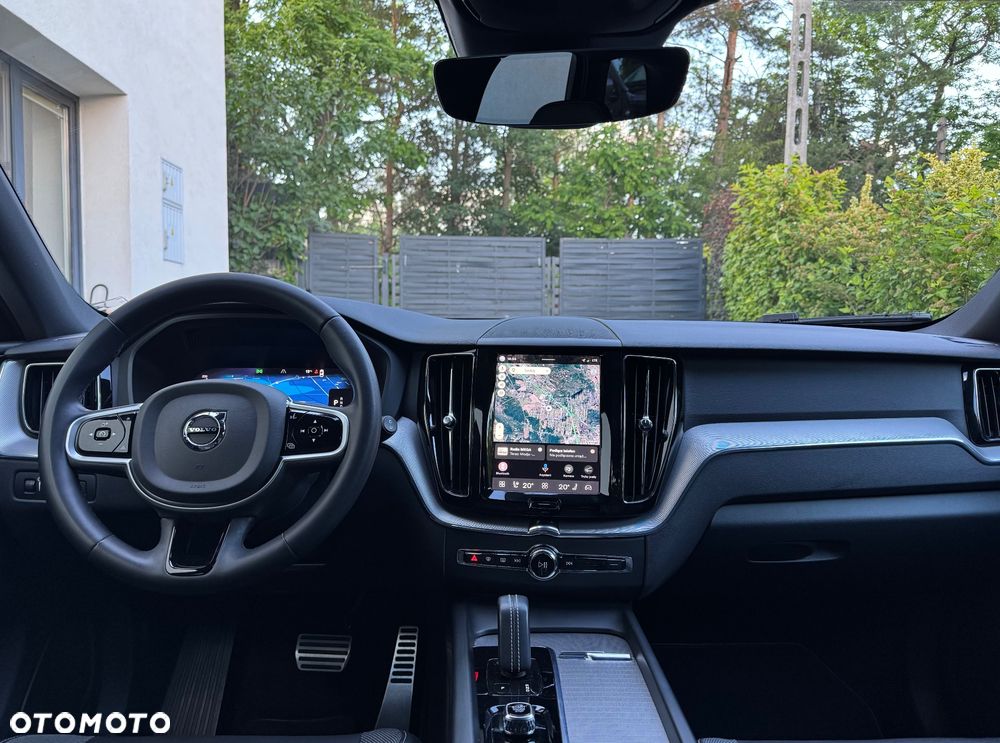 Volvo XC 60 B4 D AWD Plus Dark - 13