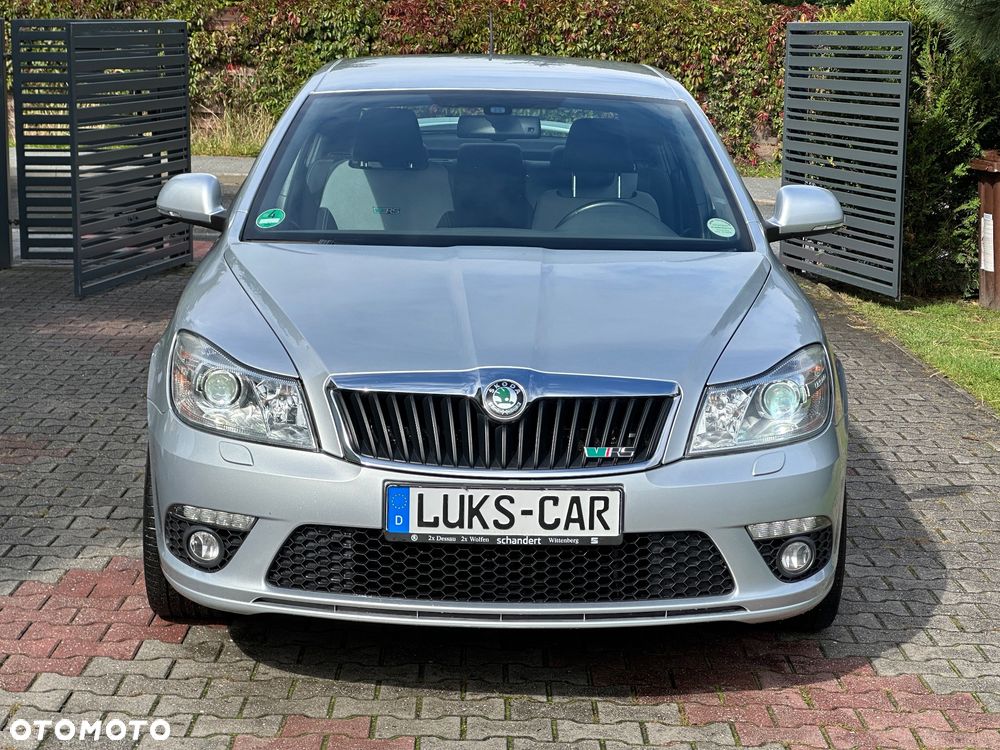 Skoda Octavia 2.0 TSI RS - 9