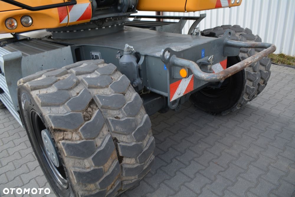 Liebherr A 918 Litronic / STAN PERFEKT / 18T / JAK NOWA / - 15