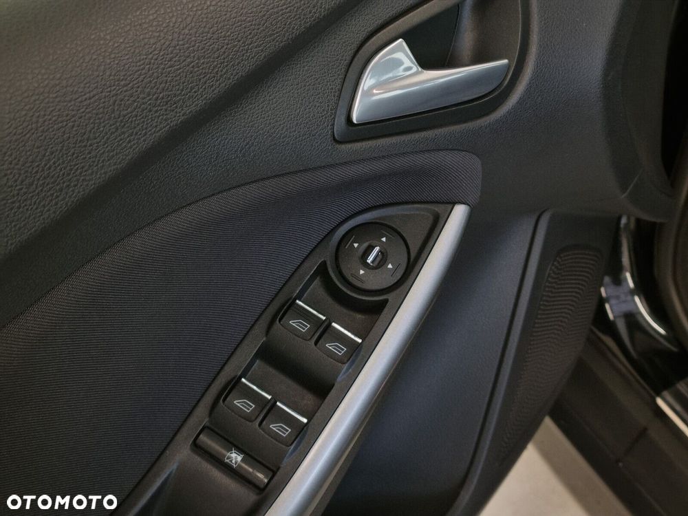 Ford Focus 1.6 EcoBoost Trend - 23