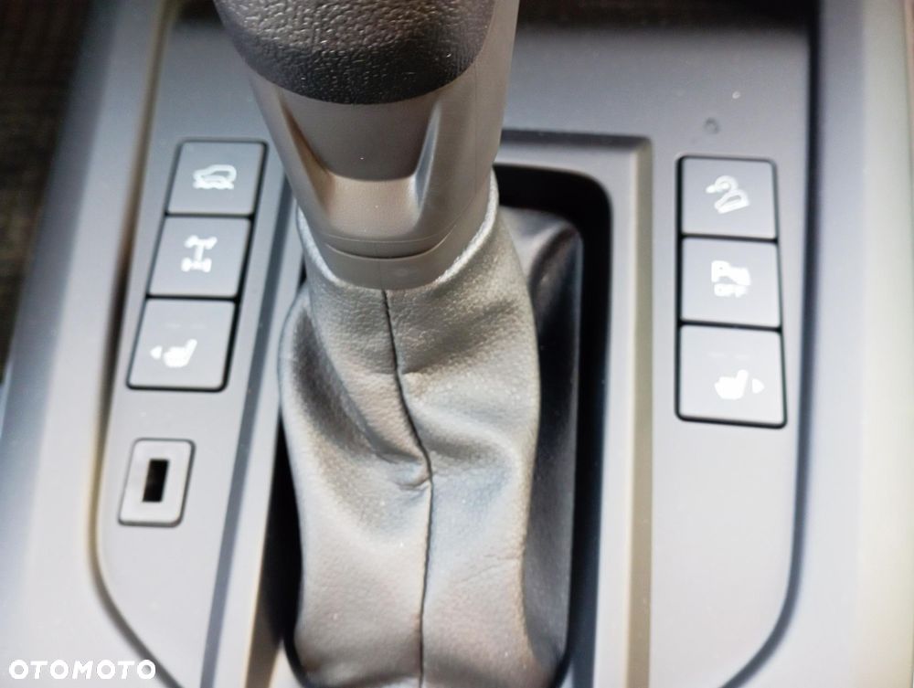 Isuzu D-Max 1.9 DC LS - 21