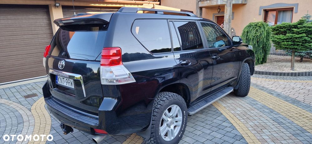 Toyota Land Cruiser - 4
